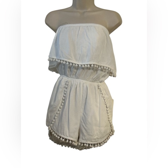 Dainty Hooligan Strapless Tier Pom Pom Trim Romper - white - Picture 3 of 10